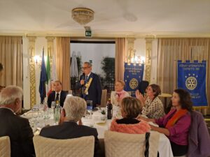 “Giovani per sempre. Una nuova filosofia di vita: la consapevolezza”, Prof. Cosimo Comito, 14.10.2025 2 Foto 3