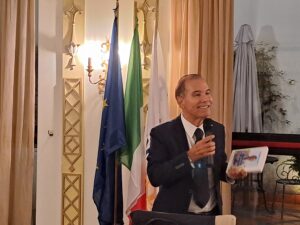 “Giovani per sempre. Una nuova filosofia di vita: la consapevolezza”, Prof. Cosimo Comito, 14.10.2025 8 Foto 8