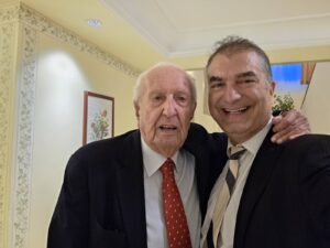 CERIMONIA DELLA CAMPANA AL ROTARY CLUB ROMA NORD EST TRA LA PRESIDENTE KATIA NICOLETTI E IL NEO PRESIDENTE CARLO FELICE CORSETTI 22 Foto 13 1